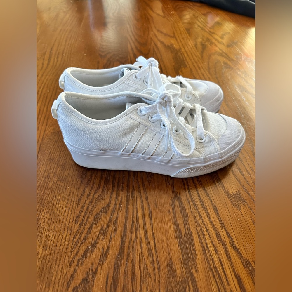 Adidas nizza platform